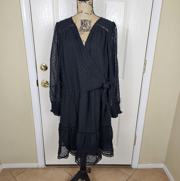 City Chic Dresses & Skirts - CITY CHIC Ariana Dress